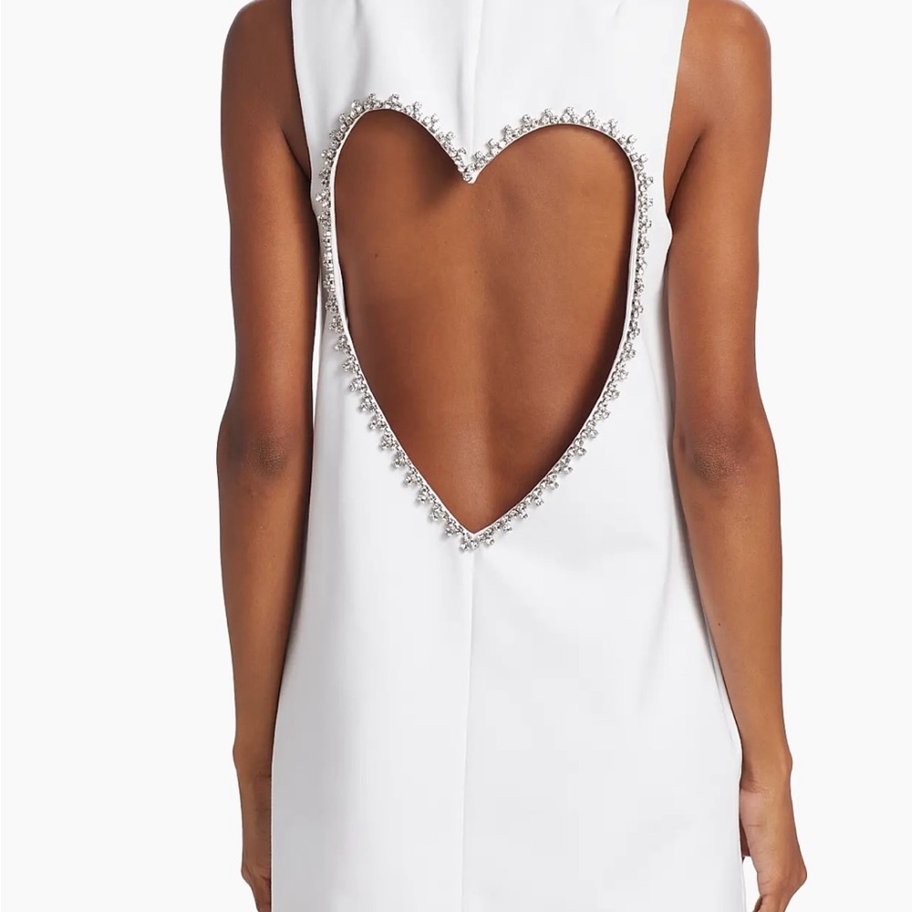 Area Elegant White Heart Cutout Dress